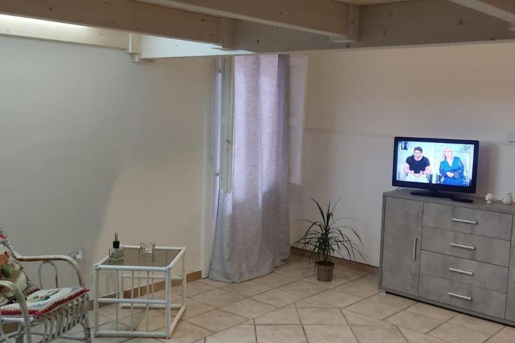 Apartamento Casa Graziella Bríndisi Exterior foto