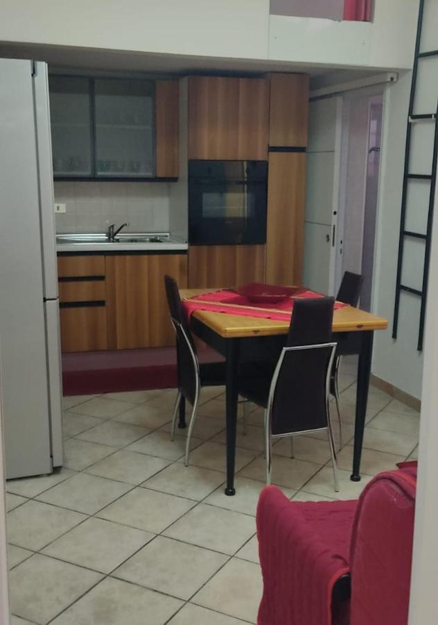 Apartamento Casa Graziella Bríndisi Exterior foto