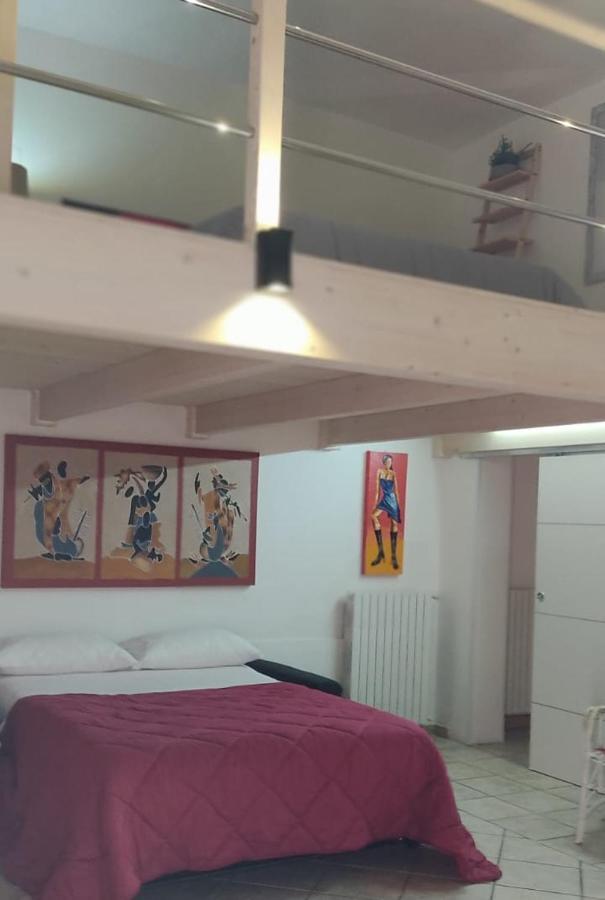 Apartamento Casa Graziella Bríndisi Exterior foto