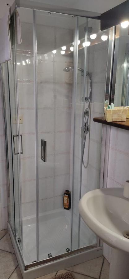 Apartamento Casa Graziella Bríndisi Exterior foto